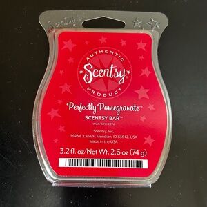 Scentsy Perfectly Pomergranite Wax Bar.. NWT. (Retired)